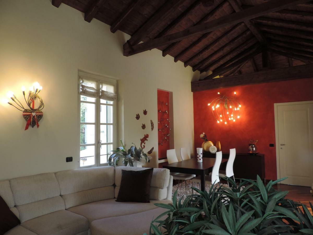 Feeling At Home - Varese Apartment Exterior photo